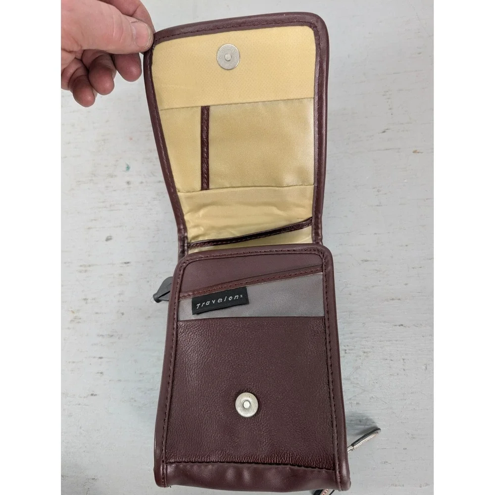 Travelon compact leather